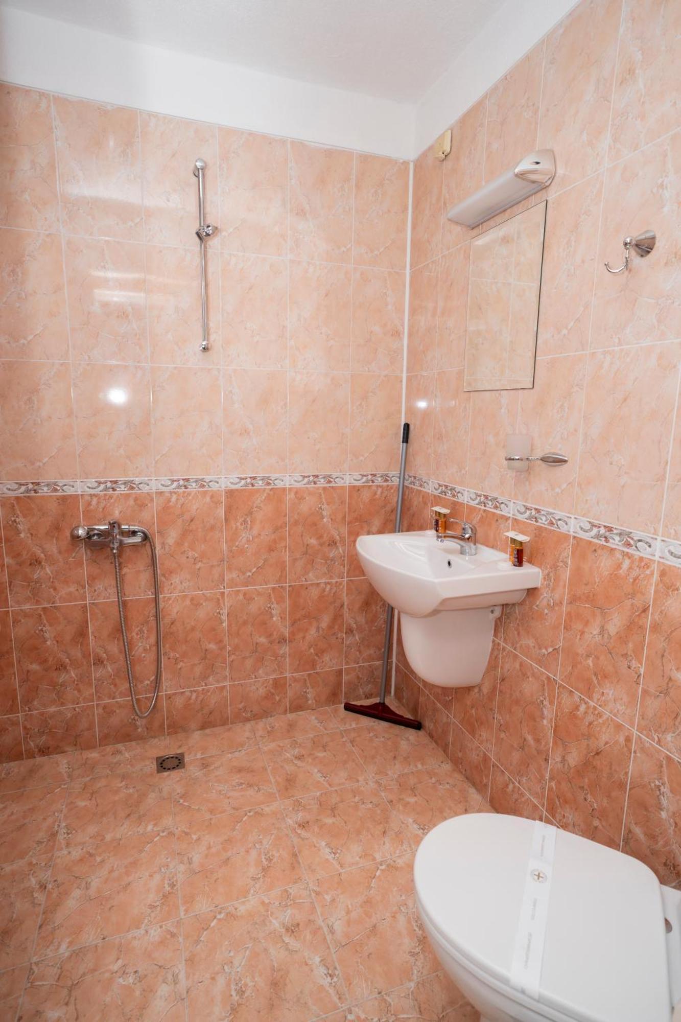 Guest House Traikovi Petrich  Bagian luar foto