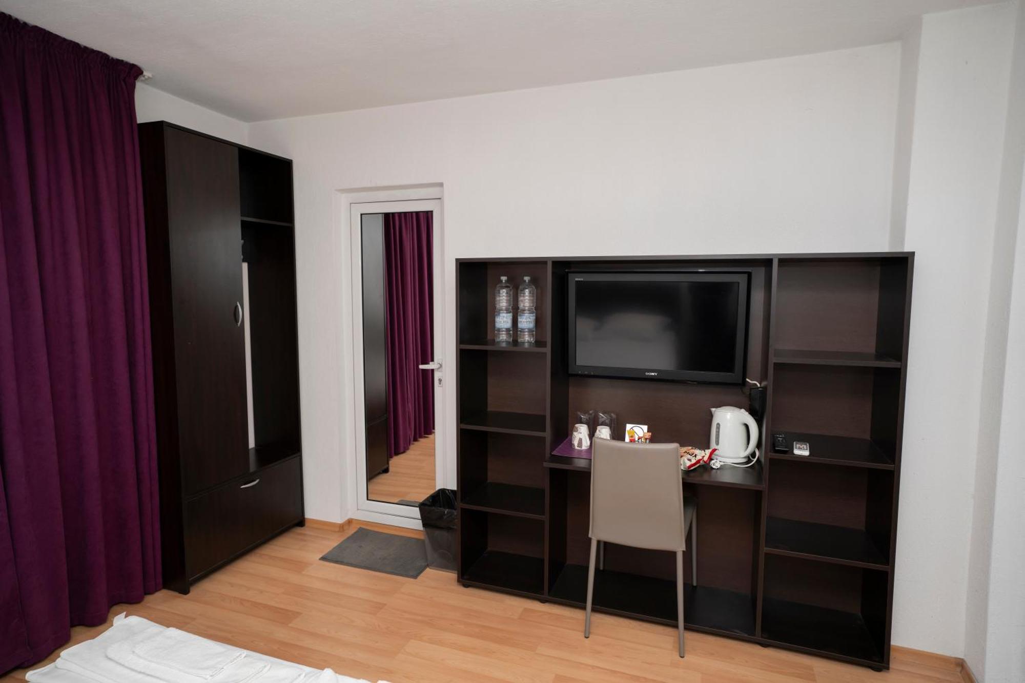 Guest House Traikovi Petrich  Bagian luar foto