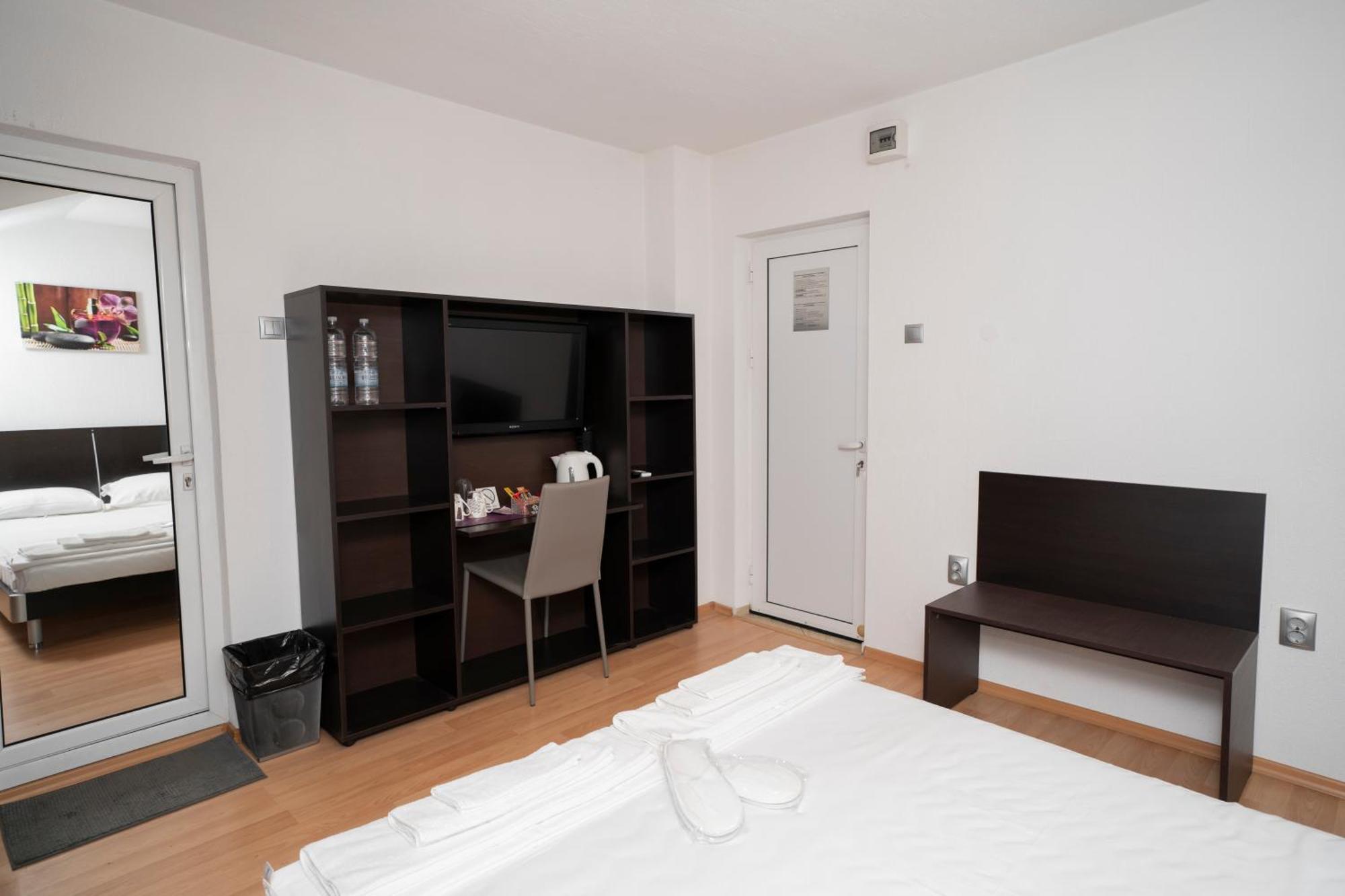 Guest House Traikovi Petrich  Bagian luar foto