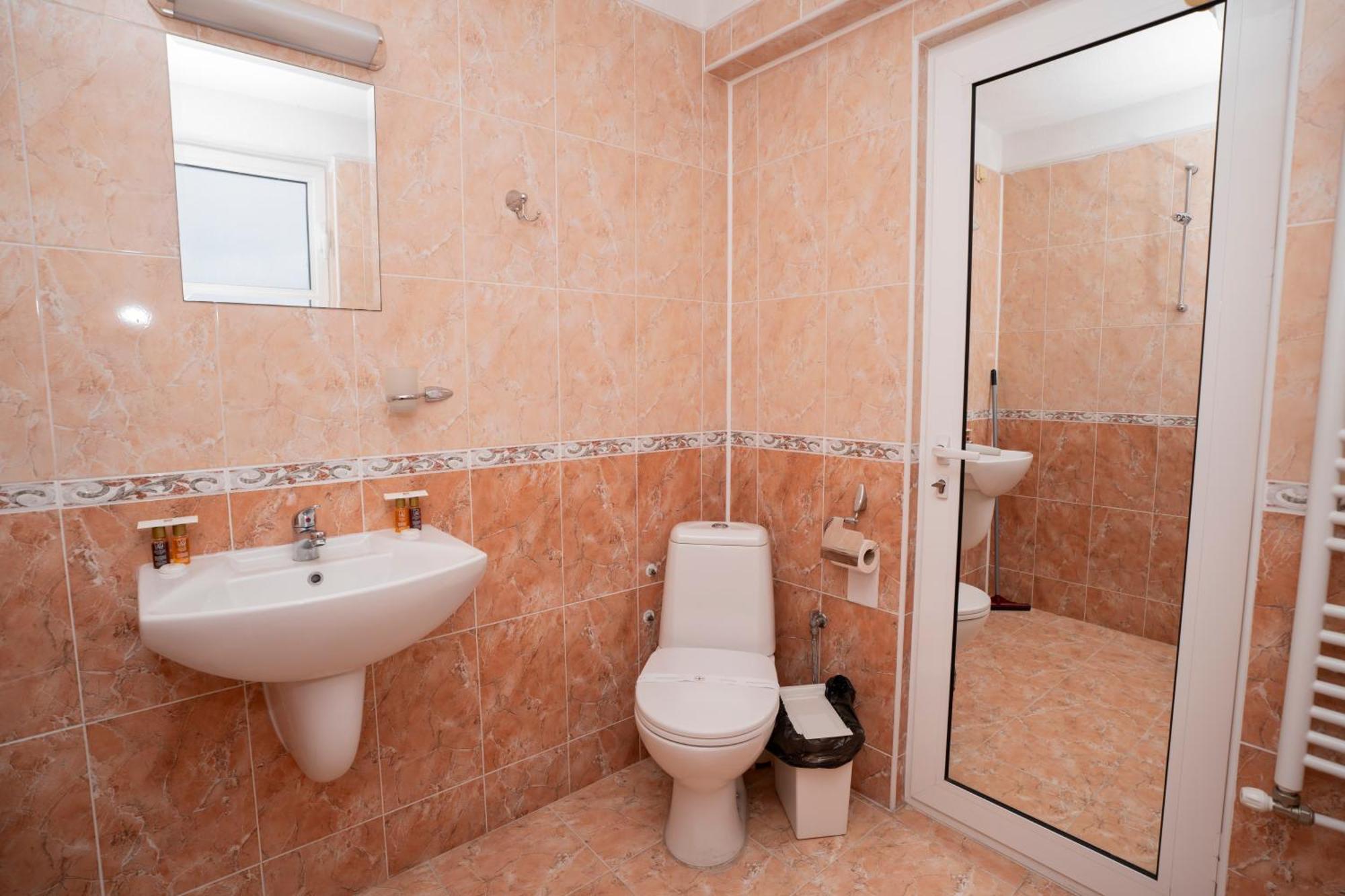 Guest House Traikovi Petrich  Bagian luar foto
