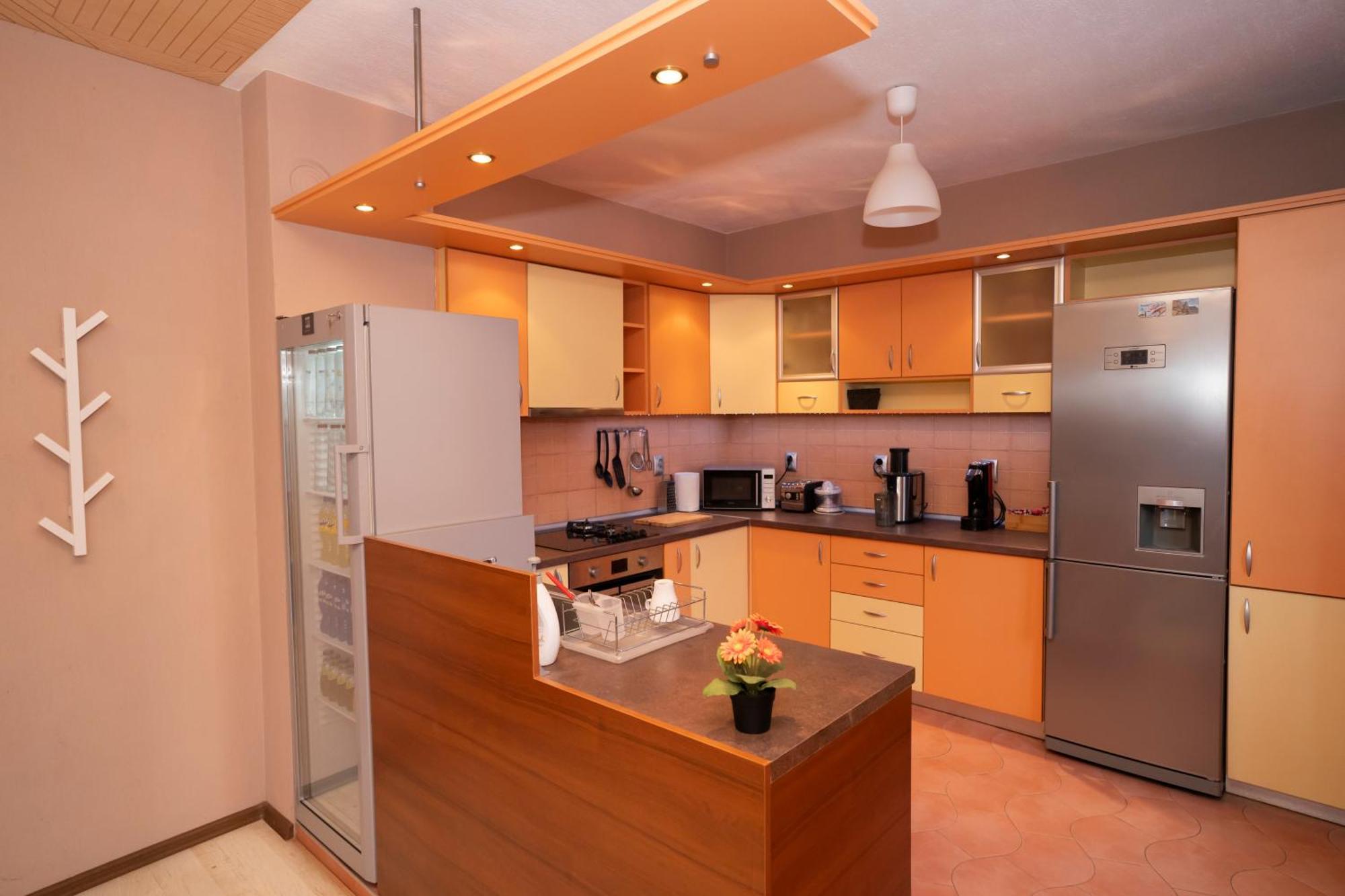Guest House Traikovi Petrich  Bagian luar foto