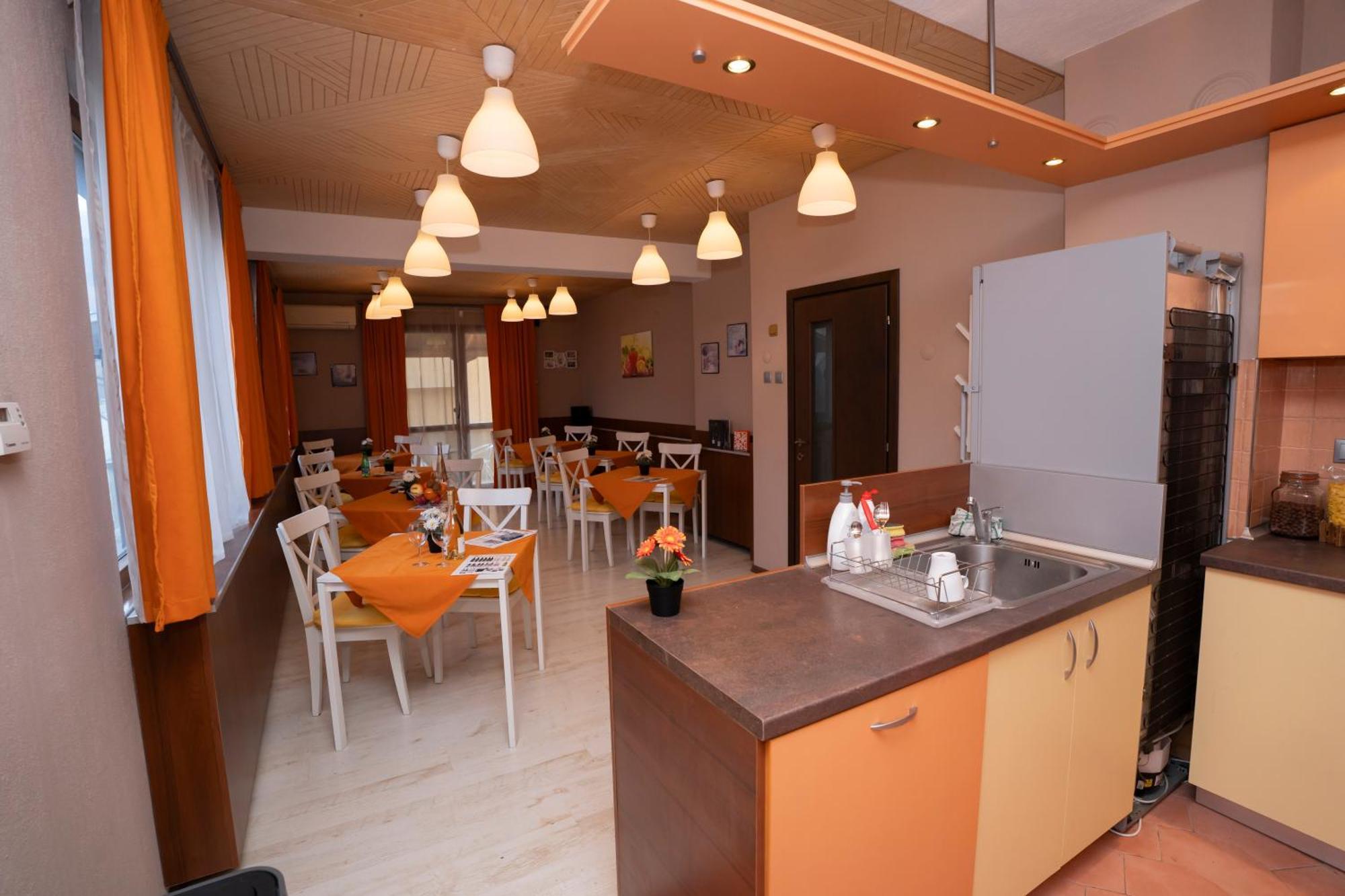 Guest House Traikovi Petrich  Bagian luar foto