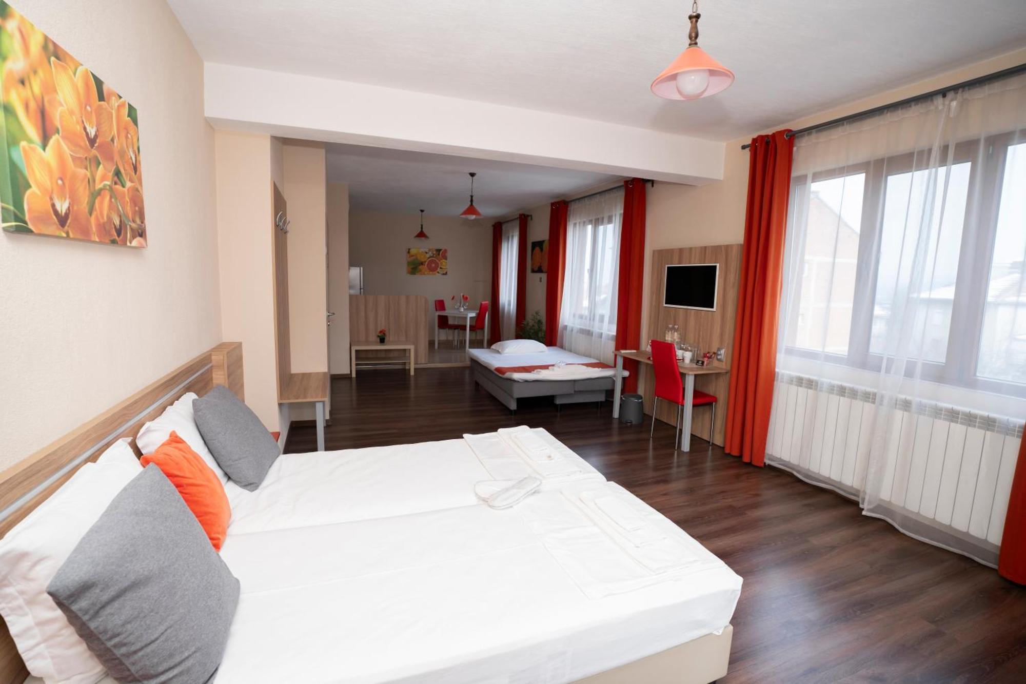 Guest House Traikovi Petrich  Bagian luar foto