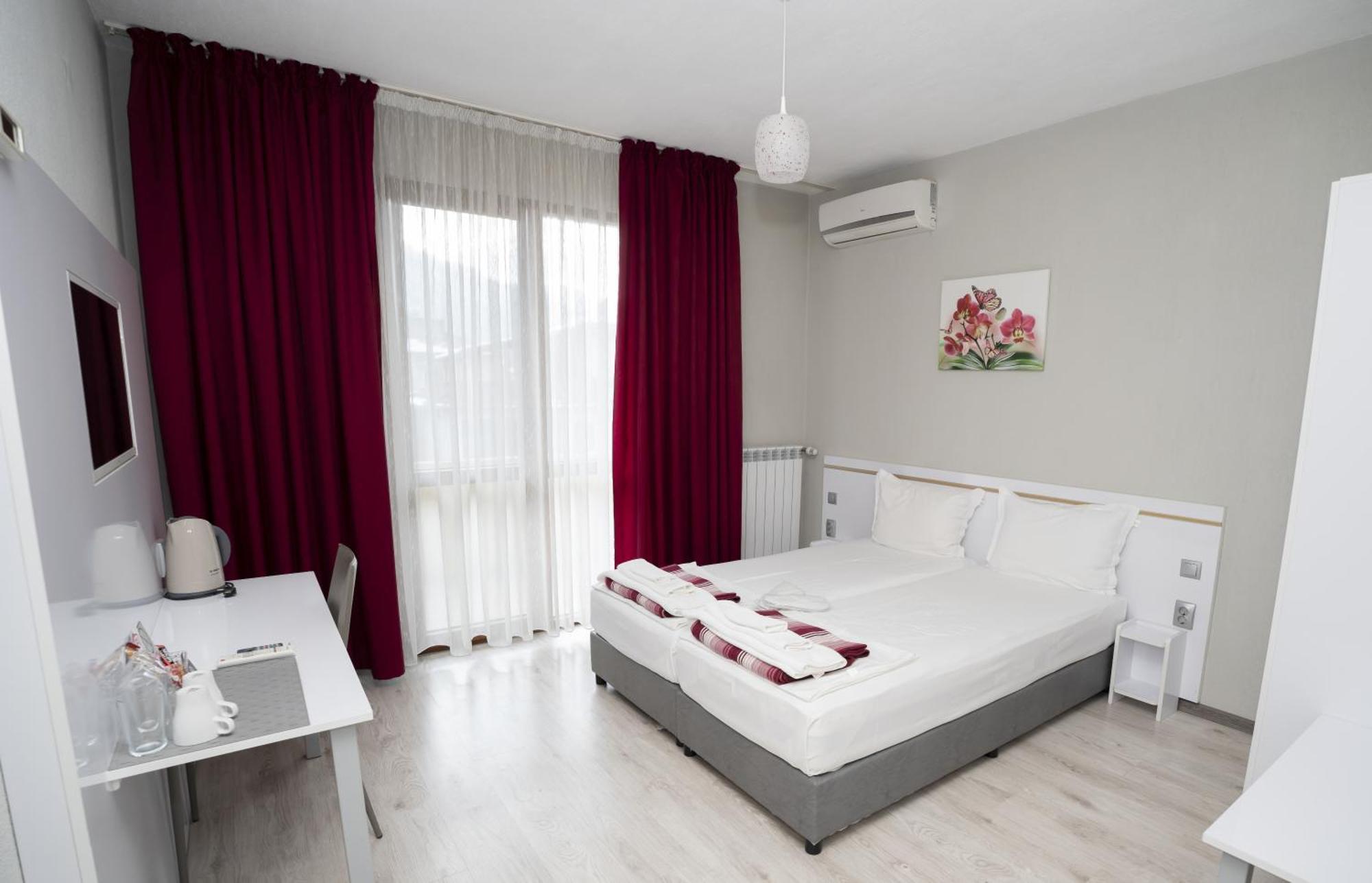 Guest House Traikovi Petrich  Bagian luar foto